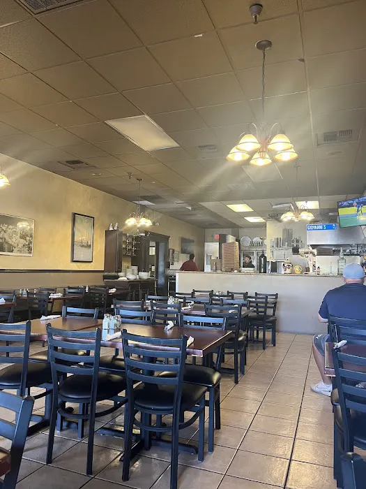 Giovanni's New York Pizzeria Picture 1