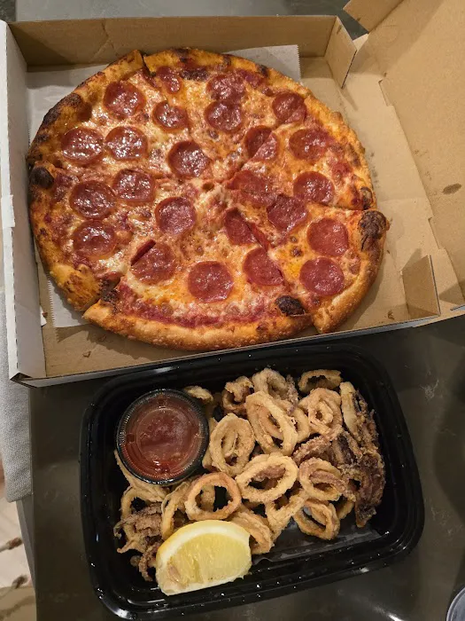 Giovanni's New York Pizzeria Picture 4