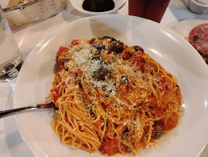 Aldo's Cafe Picture 10