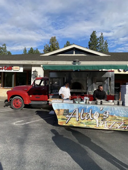 Aldo's Cafe Picture 5