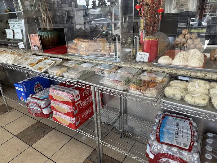 Duc Huong Sandwiches Picture 8