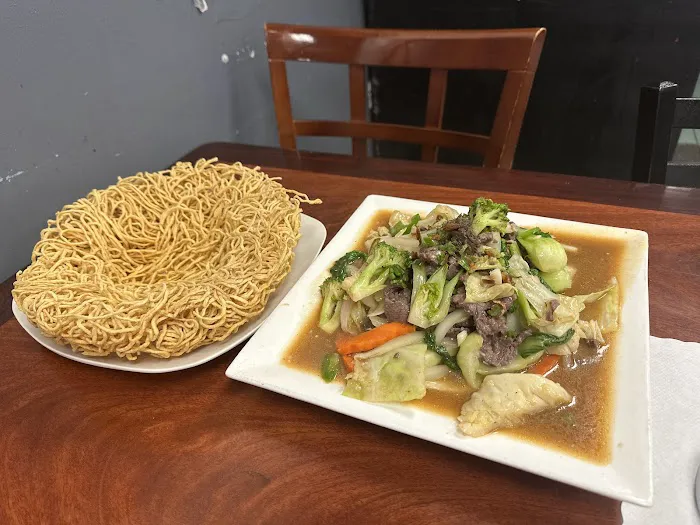 Lai Rai Restaurant Picture 2