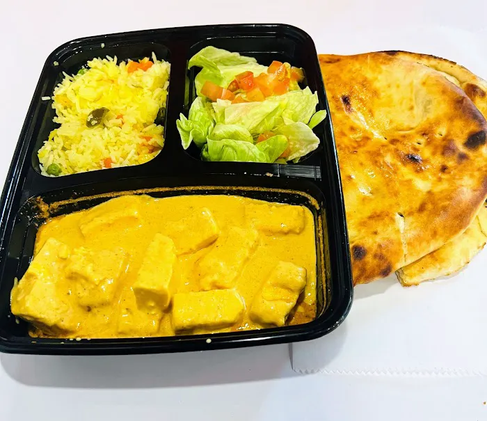 Chaats & Currys | Wrap-Burgers-Curryrittos-Kati roll Picture 5