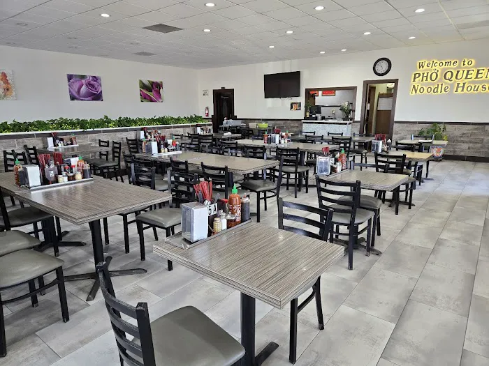 Phở Queen Noodle House Picture 6
