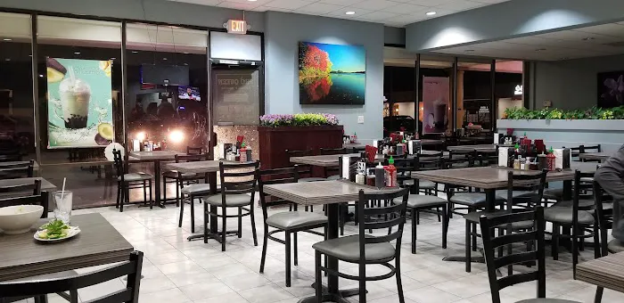 Phở Queen Noodle House Picture 8