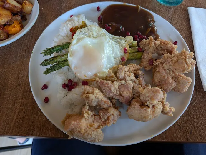 Darla Cafe Picture 1