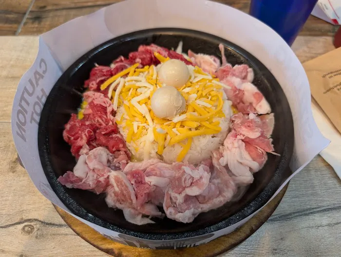 Sizzling Lunch Picture 3