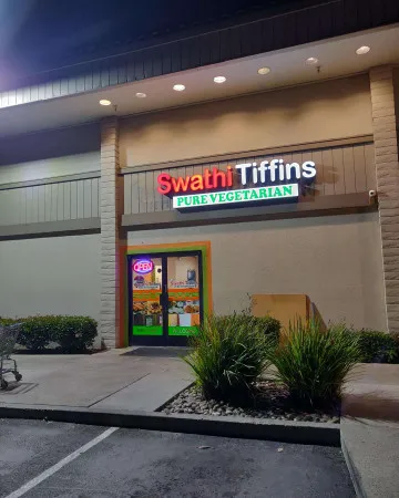 Swathi Tiffins Picture 10