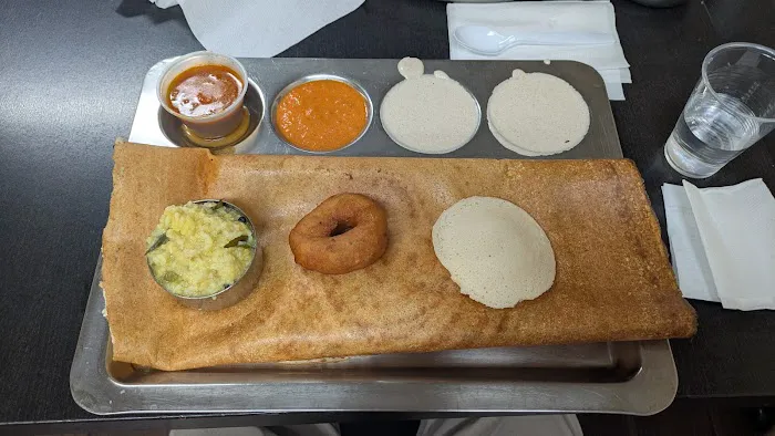 Swathi Tiffins Picture 4