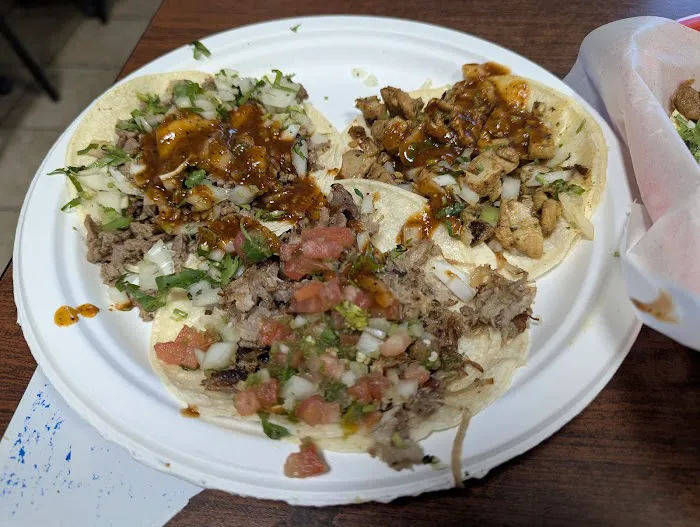 Taqueria Eduardo Picture 10