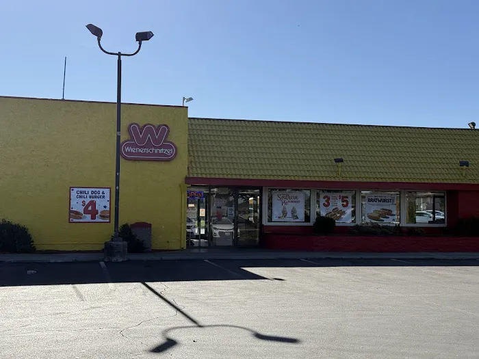 Wienerschnitzel Picture 5