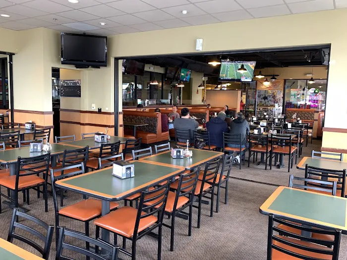 Round Table Pizza Picture 5