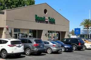 Auto Service Center