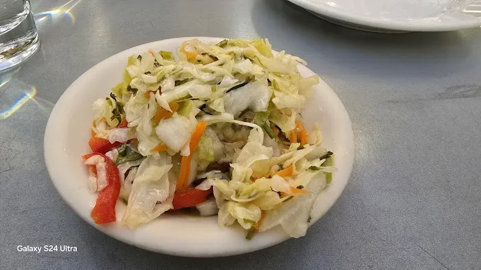 Oren's Hummus Picture 6