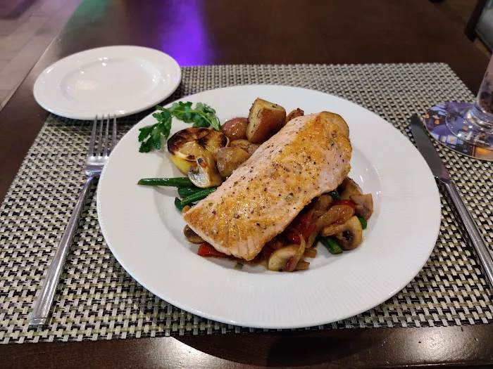 Sevens Bar & Grill Picture 2