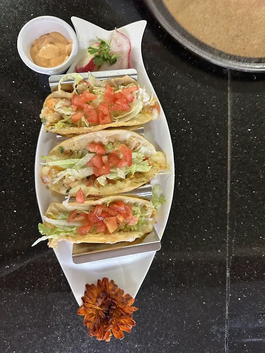 La Enramada Restaurant y taqueria Picture 10