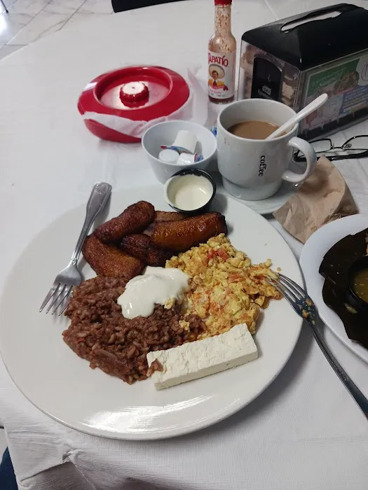 El Sabor de Mercedes Picture 9