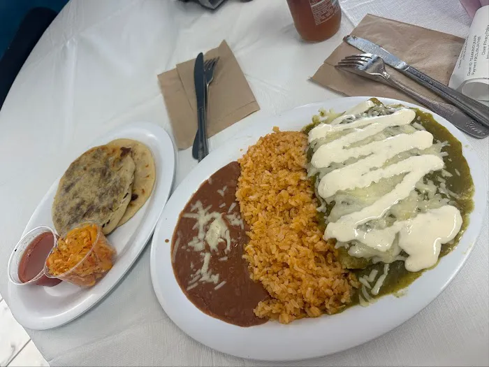 El Sabor de Mercedes Picture 4