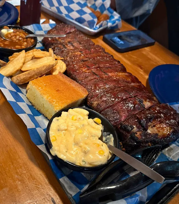 Famous Dave's Bar-B-Que Picture 3