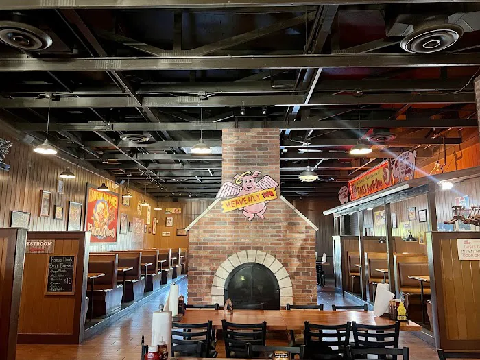 Famous Dave's Bar-B-Que Picture 10