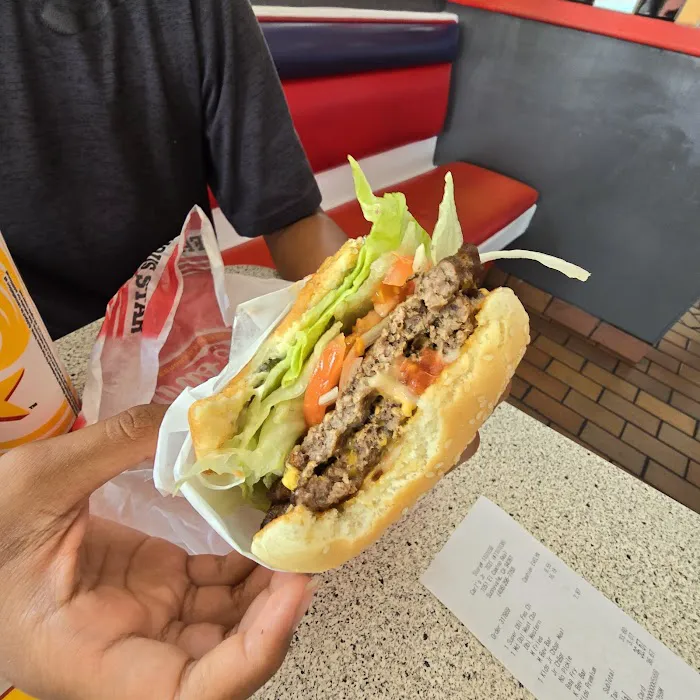 Carl’s Jr. Picture 10
