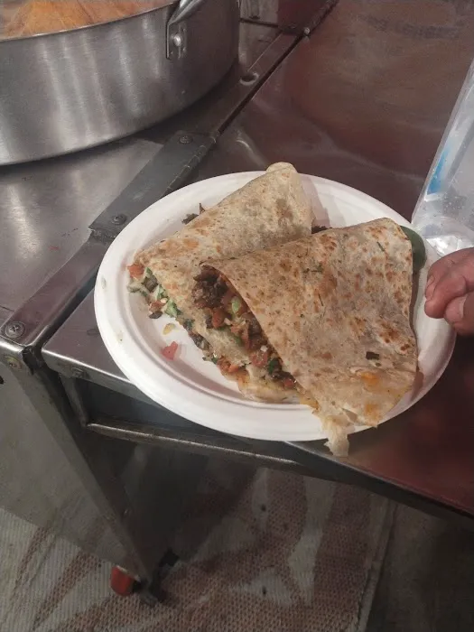 Tacos La Lomita Picture 2