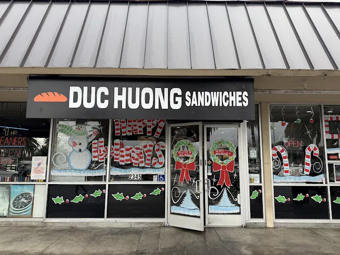 Duc Huong Sandwiches Picture 2