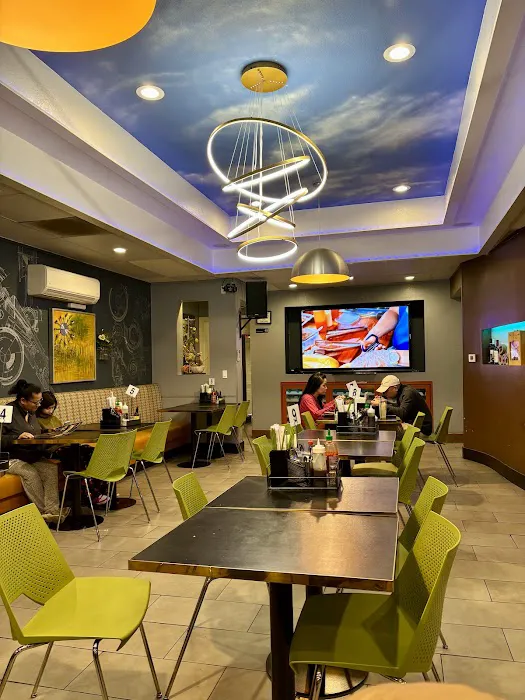 Pho Tick Tock Restaurant Picture 4