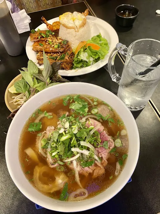 Pho Tick Tock Restaurant Picture 9