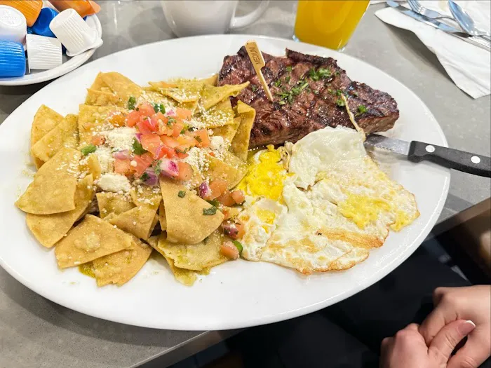 Mix Huevos - Breakfast & Lunch Picture 5