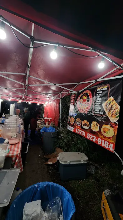 Los Pinches Tacos Picture 4