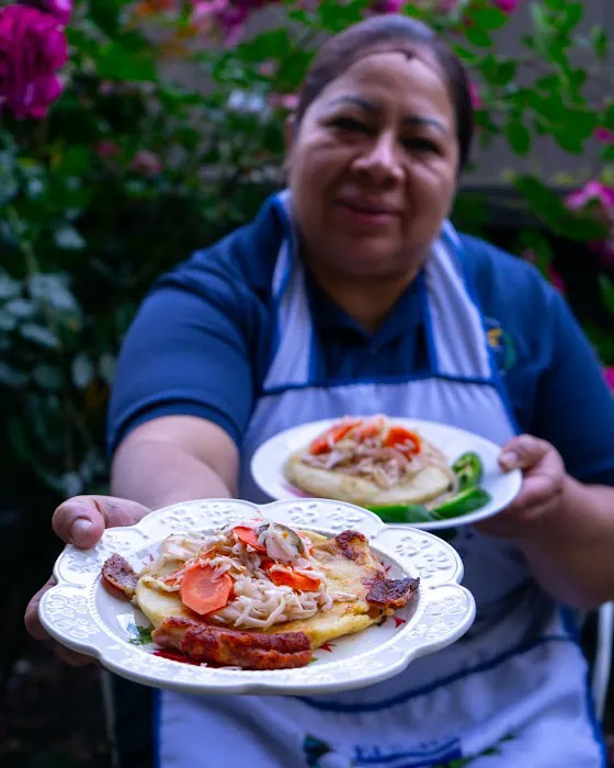 Exquisito Sabor Salvadoreño Picture 10
