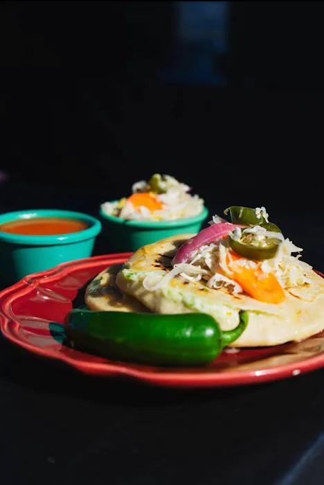 Exquisito Sabor Salvadoreño Picture 6