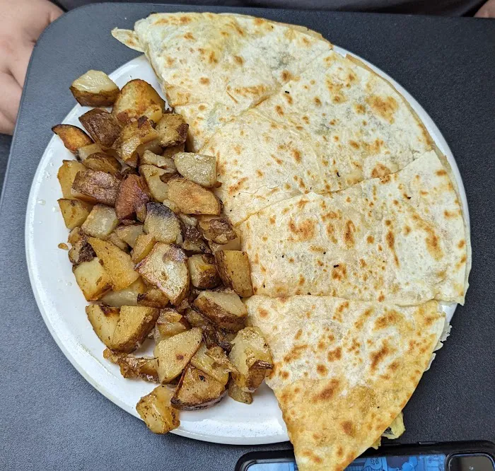 The Cup & Saucer Picture 9