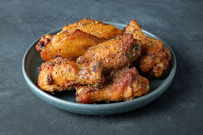 Round Table Pizza Picture 4