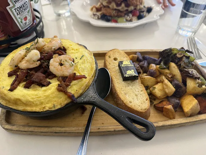 Sweet Maple Picture 3