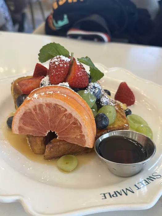 Sweet Maple Picture 6