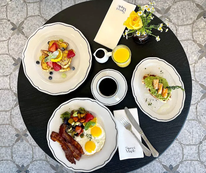 Sweet Maple Picture 2