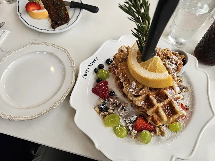 Sweet Maple Picture 4