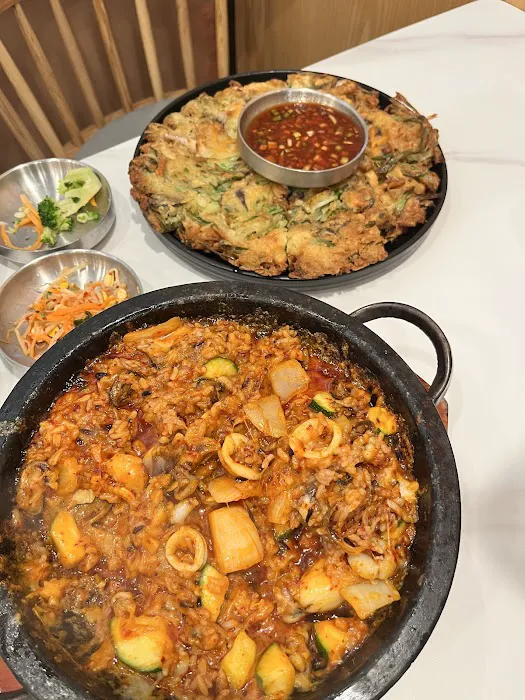 Jeonju Hostetter Picture 5