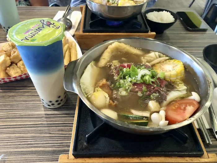 Yummi Hotpot & Tea Picture 10
