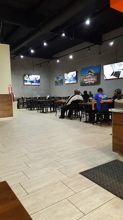 Mountain Mike's Pizza Picture 7