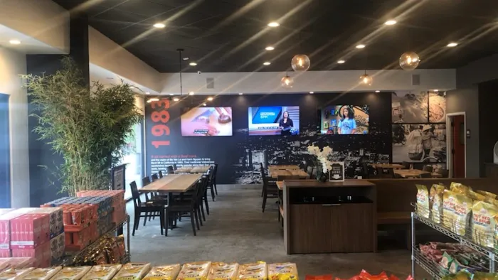 Lee's Sandwiches Picture 10