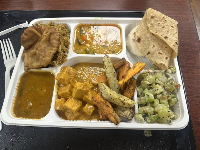 Sri Radha's Veg Cuisine Picture 3