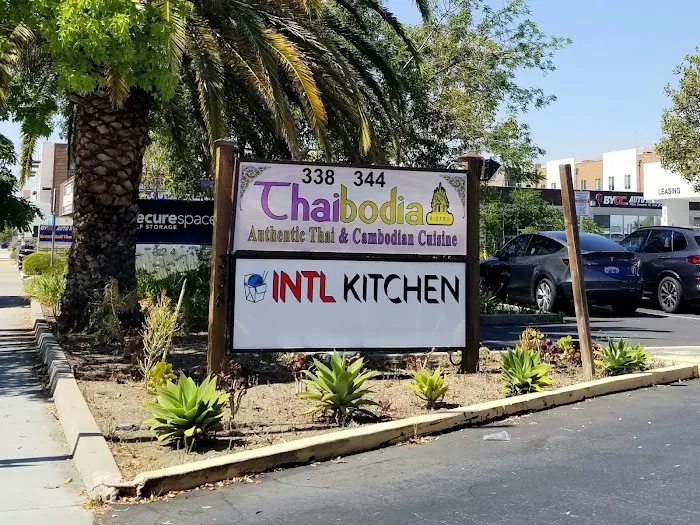 INTL Kitchen Picture 1