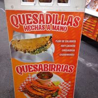 Vanessa's Hot dogs ico