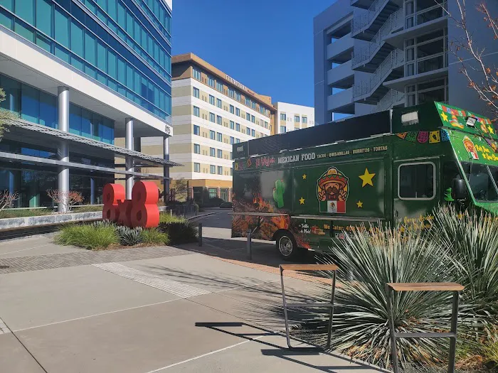 El Viejon MEXICAN FOOD Picture 3