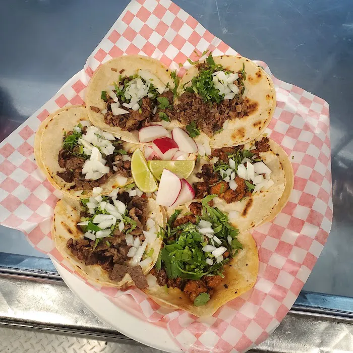 El Viejon MEXICAN FOOD Picture 9