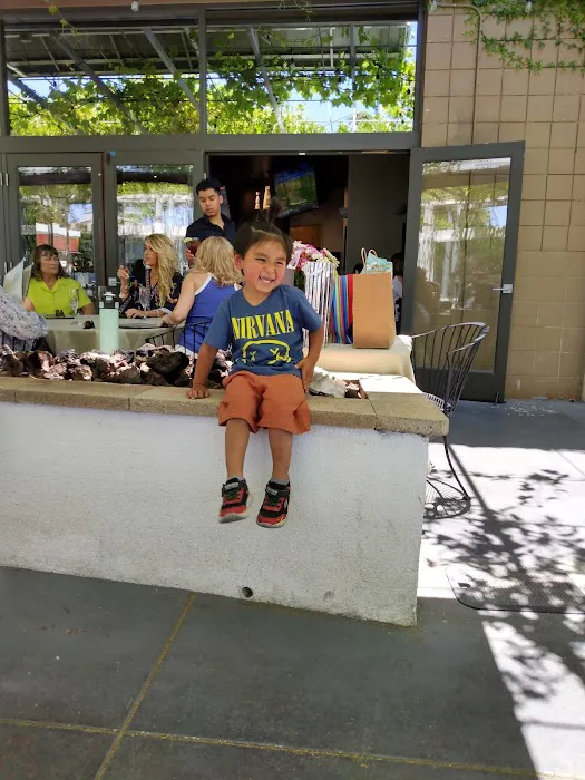 Zuñiga's Restaurant & Cakery Picture 8