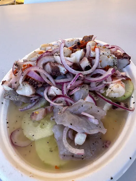 Mariscos El Charco Picture 2